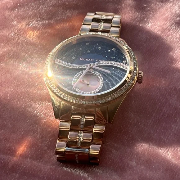 MICHAEL KORS • Rose Gold Blue Face Watch MK3723